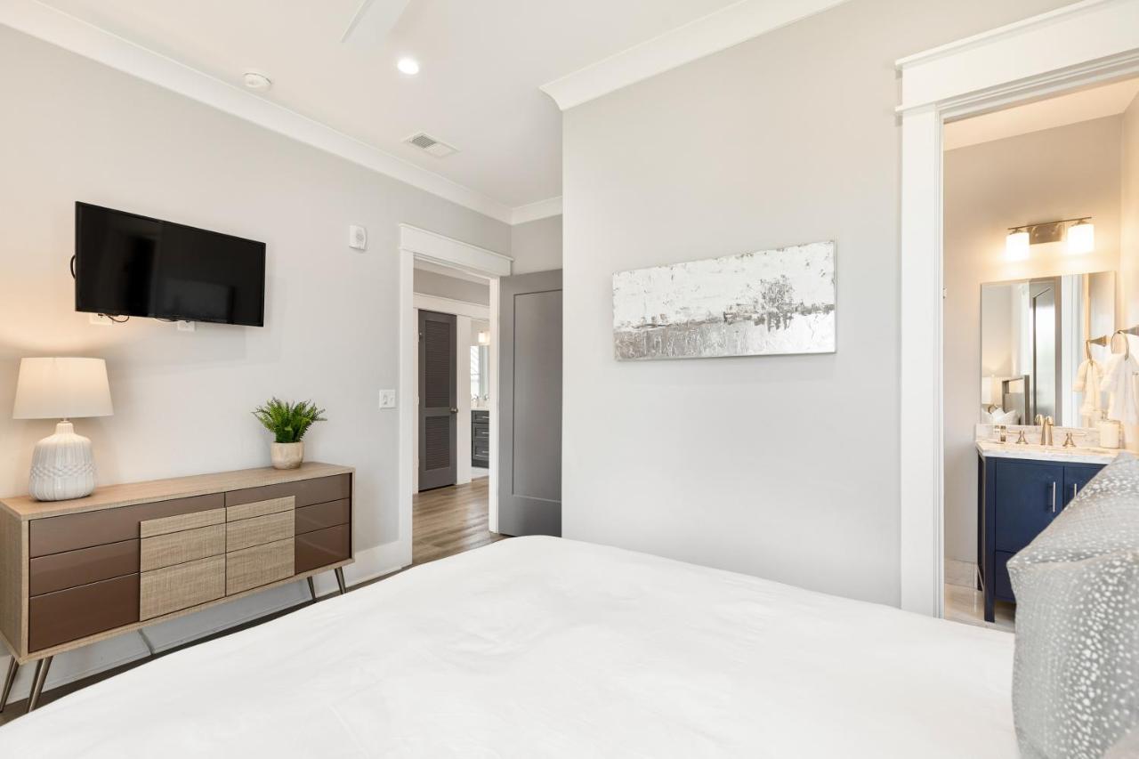 The Jasmine Suite At 124 Spring Чарльстон Экстерьер фото